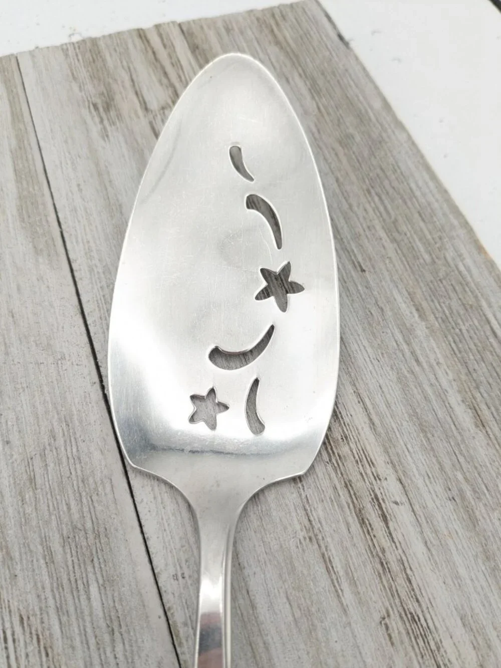 Oneida Community Stainless Steel Star Design Cake Pie Spatula Server 9 1/2